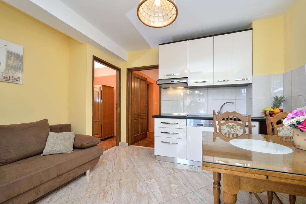 Villa Zdenka Pakoštane Exterior foto