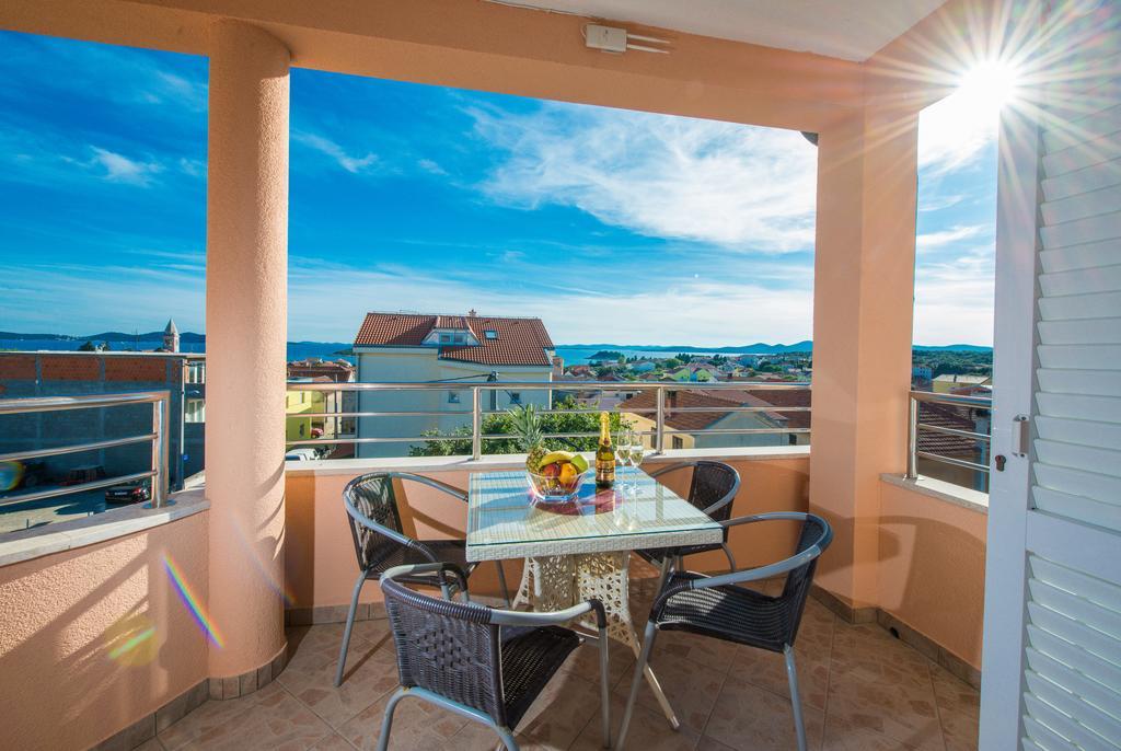 Villa Zdenka Pakoštane Exterior foto